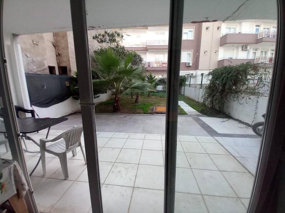 Duplex 2+1 Apt With Garden In Centre Daire Antalya
