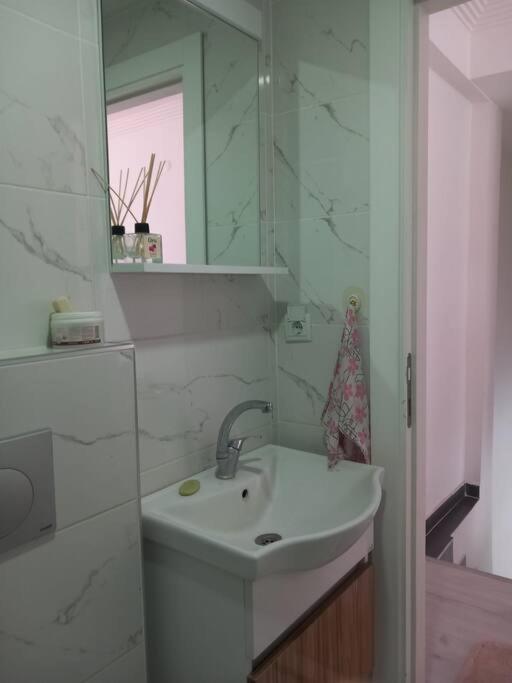 Duplex 2+1 Apt With Garden In Centre *